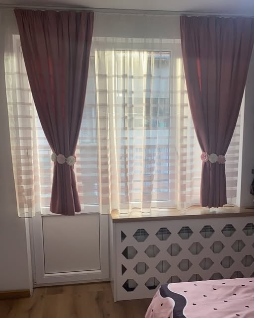 Аксесоар за перде с цветя в розово и бяло, декоративно коланче